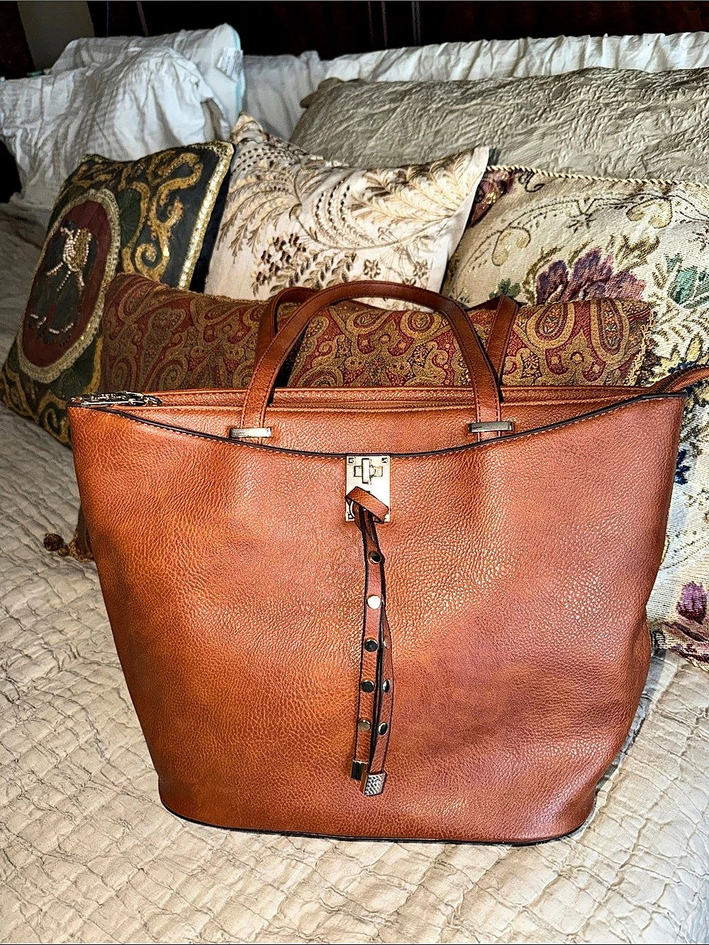 Darcy Marks London Brown tan cognac vegan approved LeatherTote straps 10 1/2” - Picture 3 of 17